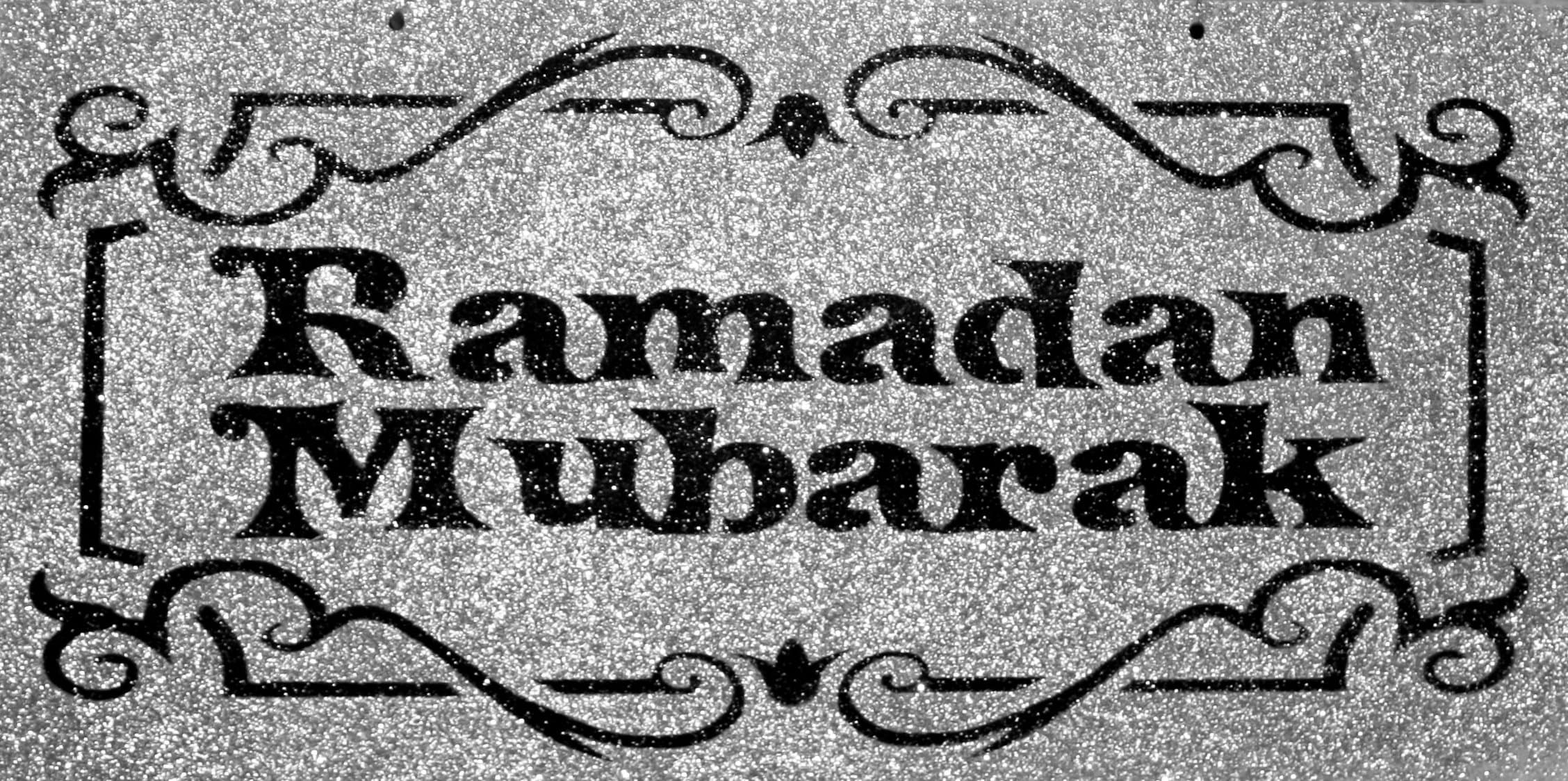 Glitter Ramadan Mubarak Felt Hanging Silver