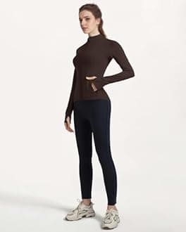 Locachy Women's Slim Fit Full Zip Athletic Running Sports Workout Jacket with Pockets