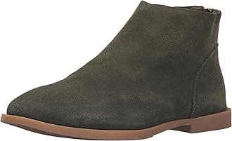 Women's Karate Chop Suede Chukka Boot, Olive, 7.5 M US